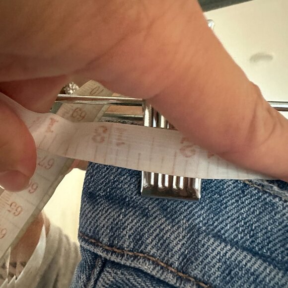 Reformation Cynthia High Waist Relaxed Jeans in Aegean Wash Size 25 - Picture 10 of 11